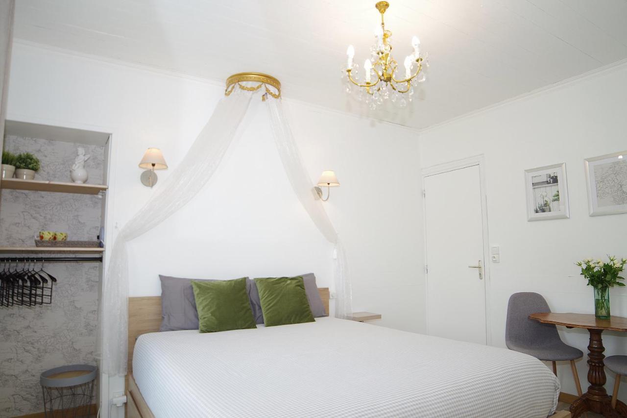 Les 4 Saisons Bed & Breakfast Graye-sur-Mer Exterior photo